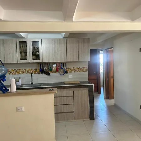 Habitación en casa particular Ecologique Serenite Avec Salle De Bain Privee Proche De L'aeroport *